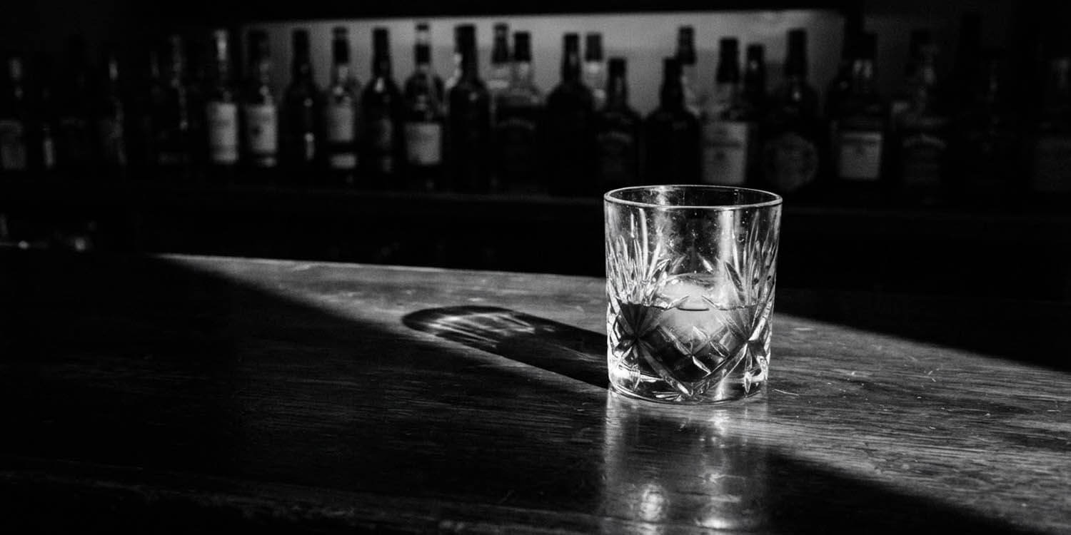 Der Fiskus an der Bar